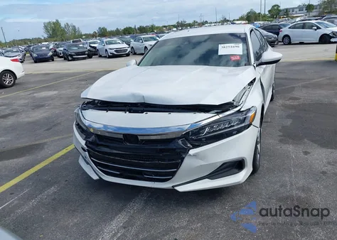 2021 Honda Accord Lx z USA, uszkodzony, nr VIN 1HGCV1F16MA030903